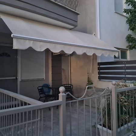 Makis Apartments Touzla Ofrínion Exterior photo